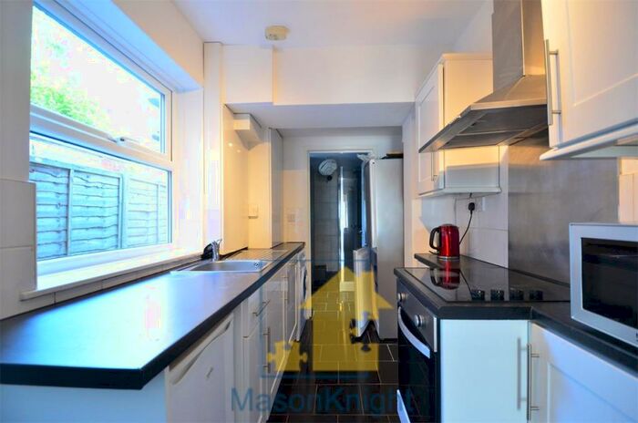 4 Bedroom Terraced House To Rent In Westminster Road, Student Property - Selly Oak, Birmingham, B29