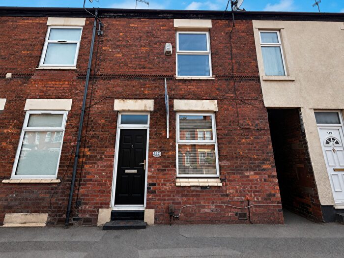 2 Bedroom Terraced House To Rent In Bramhall Lane, Stockport, SK2