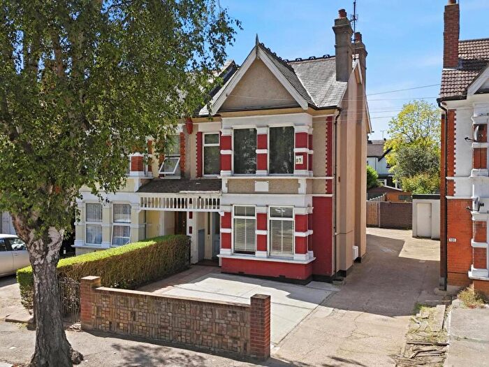 1 Bedroom Flat For Sale In Baxter Avenue, Southend-On-Sea, SS2