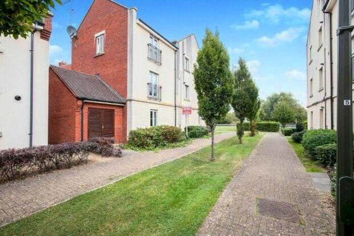 2 Bedroom Flat To Rent In Brockworth, Gloucester, GL3