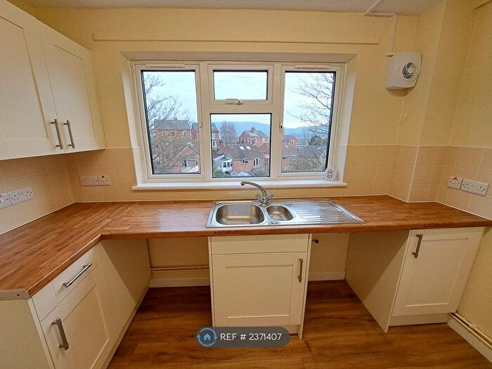 1 Bedroom Flat To Rent In River View, Ross-On-Wye, HR9