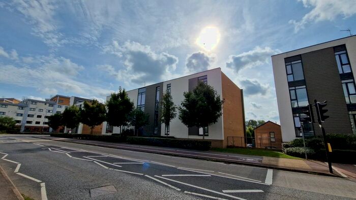 2 Bedroom Flat To Rent In Firepool View, Taunton, Somerset, TA1