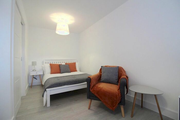 Studio To Rent In Pages Gardens, Pangbourne, RG8