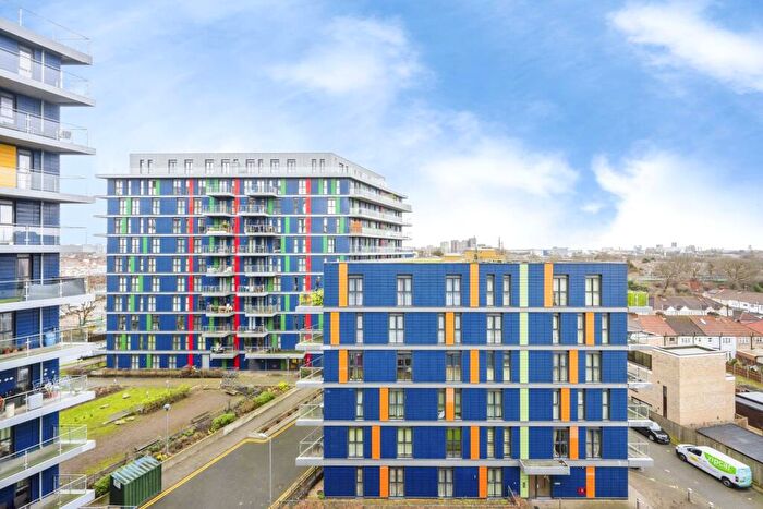 1 Bedroom Flat For Sale In Hatton Road, Wembley, HA0