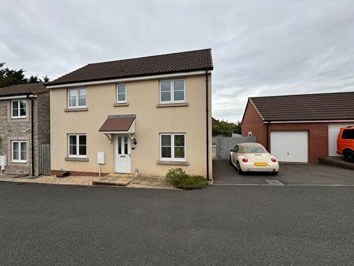 3 Bedroom Detached House To Rent In Mattick Mead, Chilcompton, BA3