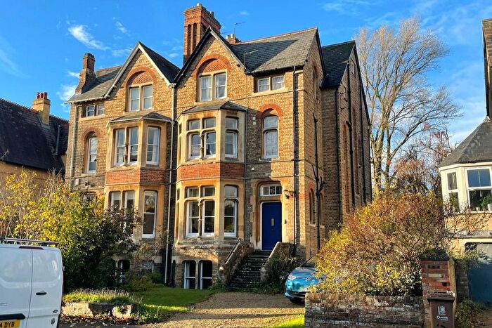 6 Bedroom Semi Detached House For Sale In Norham Road, Central North Oxford, OX2