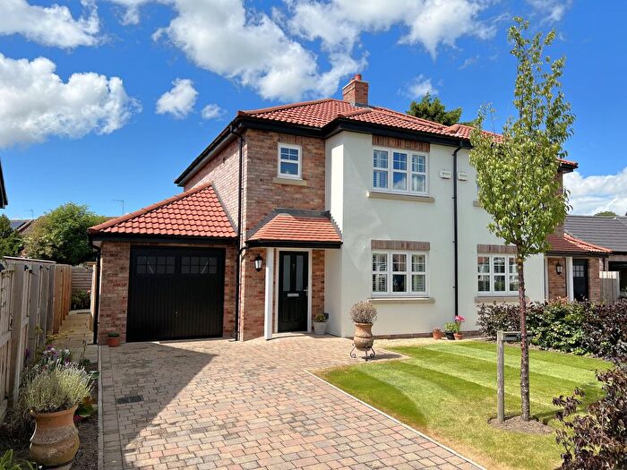 3 Bedroom Semi Detached House For Sale In Orchard Grove, Knaresborough, HG5