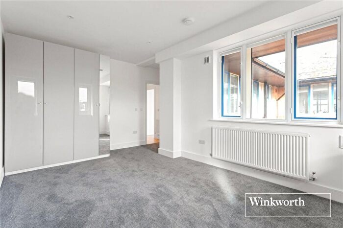 1 Bedroom Apartment To Rent In Arcadia Avenue, London, N3