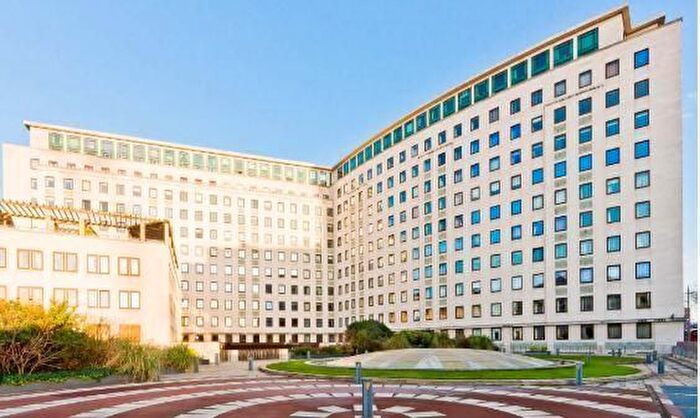 1 Bedroom Flat For Sale In Whitehouse Apartments, Belverdere Road, Waterloo Bridge, London, SE1