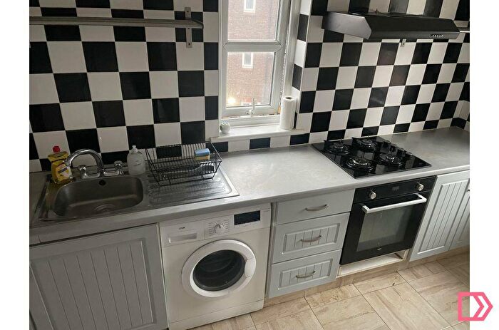 1 Bedroom Flat To Rent In Aspen Green, Erith, Kent, DA18