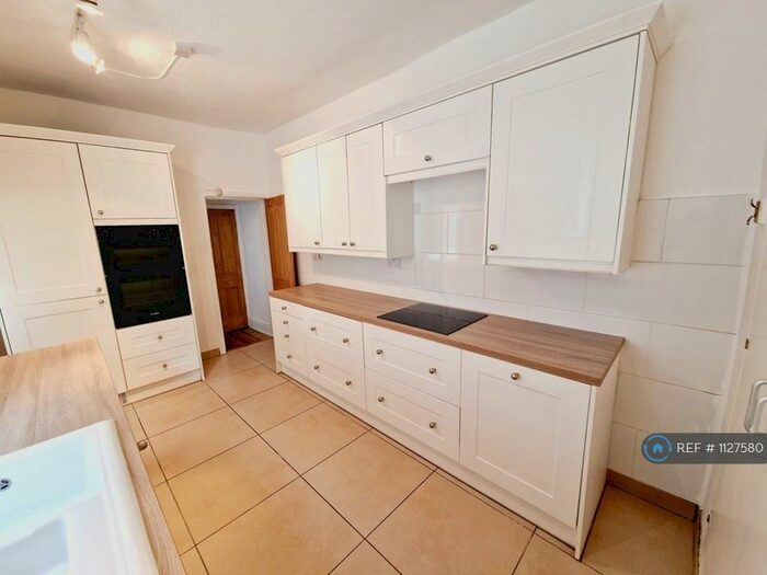 3 Bedroom Terraced House To Rent In Water Street, Manchester, M9