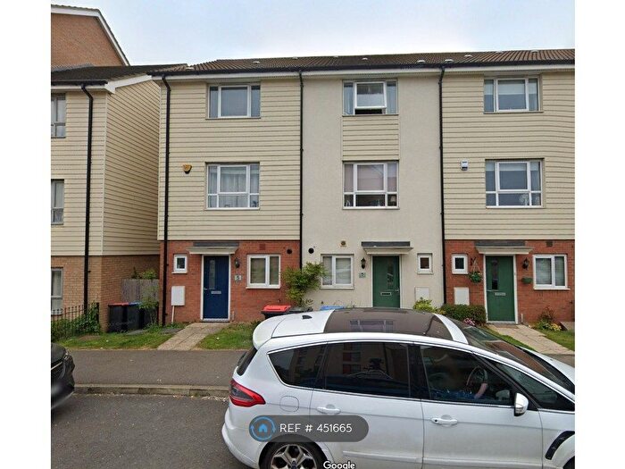 4 Bedroom End Of Terrace House To Rent In Broughton Grounds Lane, Brooklands, Milton Keynes, MK10