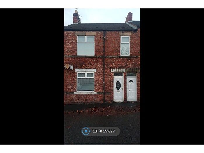2 Bedroom Flat To Rent In Lemington, Newcastle, NE15
