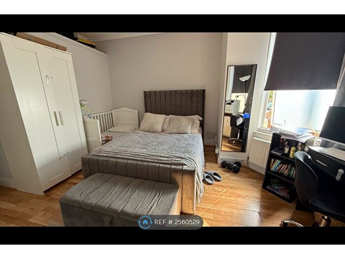 1 Bedroom Flat To Rent In Wightman Road, London, N8