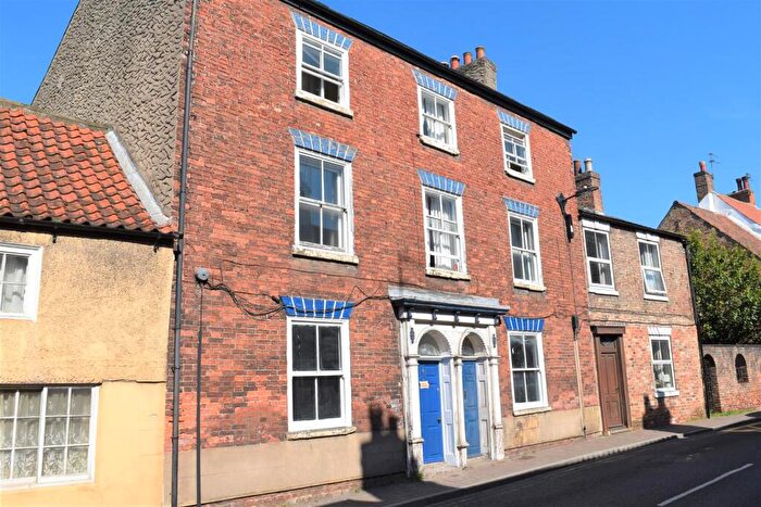 3 Bedroom Flat To Rent In Low Skellgate, Ripon, HG4