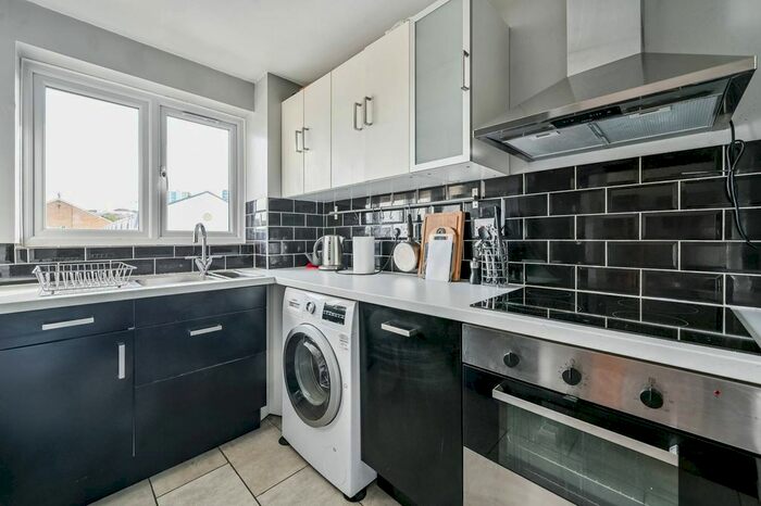 1 Bedroom Flat To Rent In Crosslet Vale, Greenwich, London, SE10
