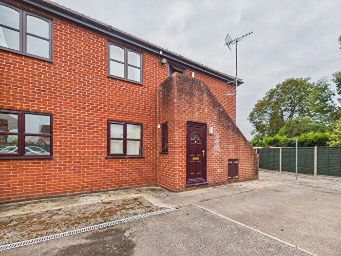 2 Bedroom Apartment To Rent In May Court, Boston, Lincolnshire, PE20