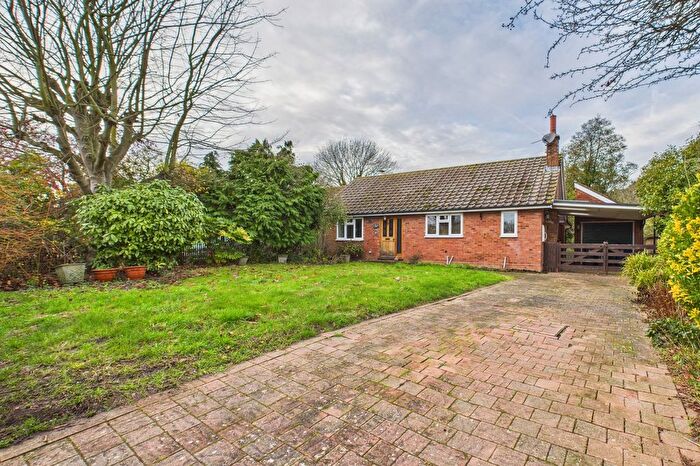 3 Bedroom Detached Bungalow For Sale In High Street, Lolworth, Cambridge, Cambridgeshire, CB23