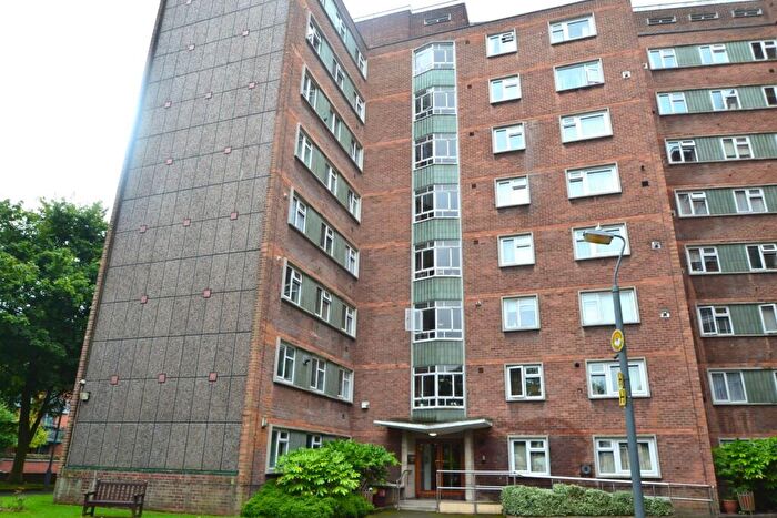 1 Bedroom Flat To Rent In St. Lawrence House, Melville Road, Birmingham, West Midlands, B16