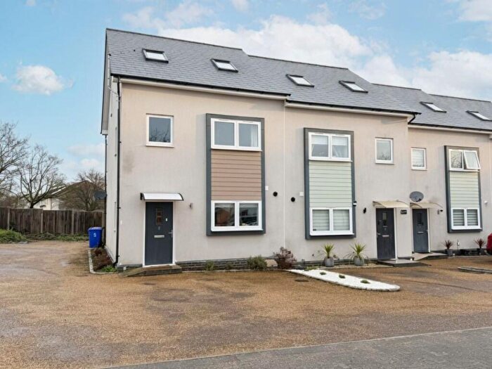 3 Bedroom Semi Detached House For Sale In Pleasant Close, Haverhill, Suffolk, CB9