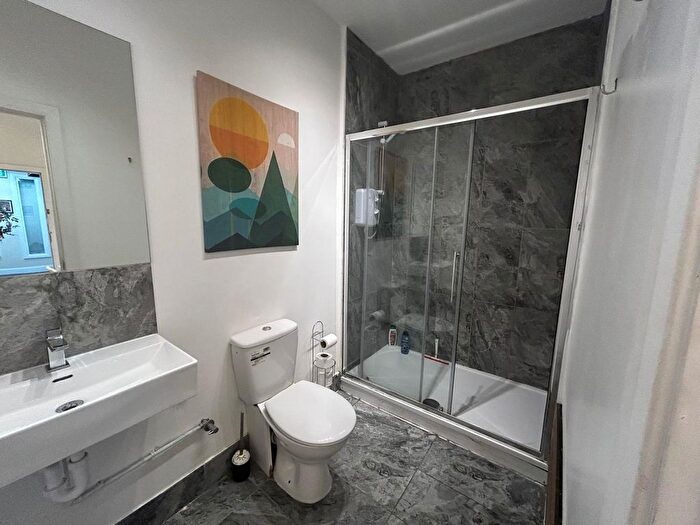 1 Bedroom Flat To Rent In , Harrow Road, London, W9