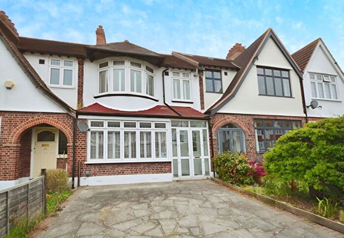 3 Bedroom Terraced House To Rent In Derrick Road Beckenham, BR3