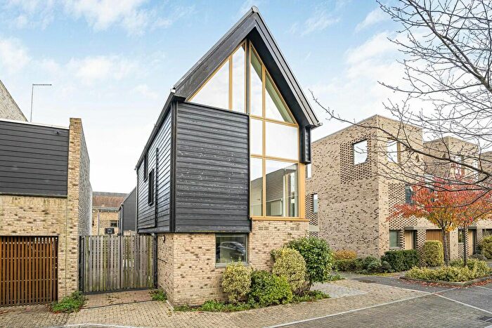 4 Bedroom Detached House To Rent In Royal Way, Cambridge, CB2