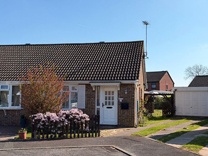 2 Bedroom Semi Detached Bungalow To Rent In Tyne Close, Chatham, ME5