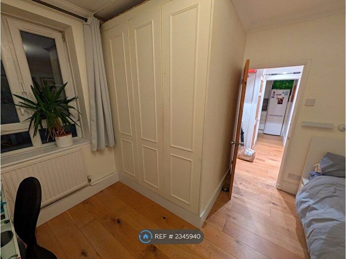 1 Bedroom Flat To Rent In Field Road, Hammersmith London, W6