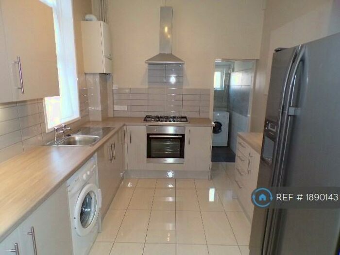 5 Bedroom Terraced House To Rent In Queensland Avenue, Coventry, CV5