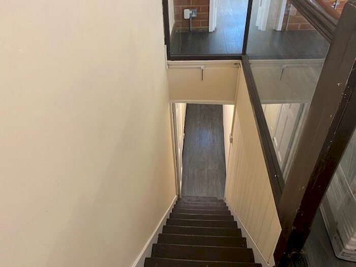 1 Bedroom Flat To Rent In Hollow Way, Cowley, Oxford, OX4