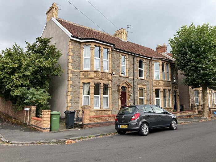 4 Bedroom House To Rent In Glebe Road, St George, Bristol, BS5