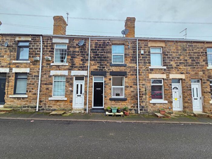 2 Bedroom Terraced House For Sale In Church Street, Great Houghton, S72