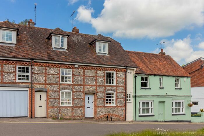 2 Bedroom Terraced House To Rent In Pound Hill, Alresford, SO24