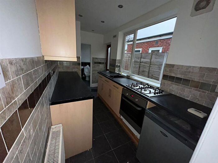 3 Bedroom Terraced House To Rent In Wolverhampton Street, Darlaston, Wednesbury, WS10