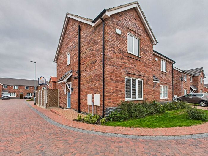 2 Bedroom Semi-Detached House For Sale In Elswick Hopper Close, Brigg, DN20