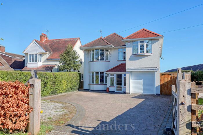 5 Bedroom Detached House For Sale In Station Road, Market Bosworth, CV13