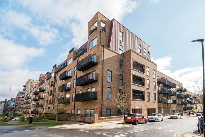 2 Bedroom Apartment For Sale In Rolfe Terrace, Woolwich, SE18