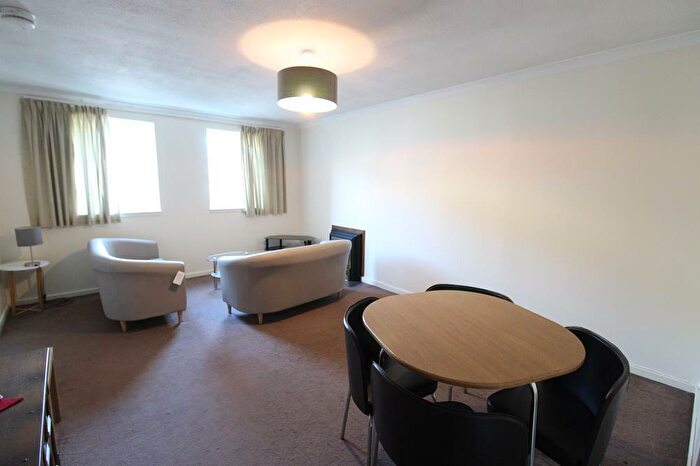 2 Bedroom Flat To Rent In St Anne's Court, Jute Street, AB24