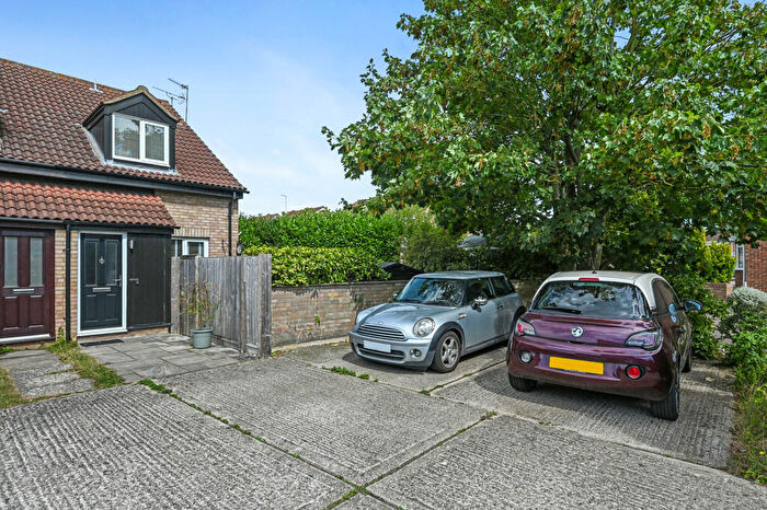 1 Bedroom End Of Terrace House For Sale In Springfield, Chelmsford, CM1