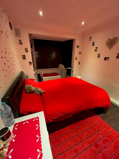 2 Bedroom Flat To Rent In Shakespeare Avenue, Hayes UB4