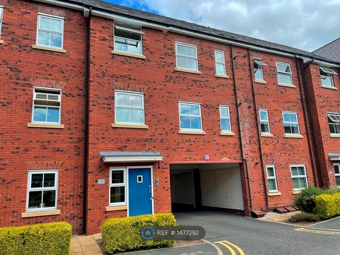 1 Bedroom Flat To Rent In Holywell Drive, Warrington, WA1