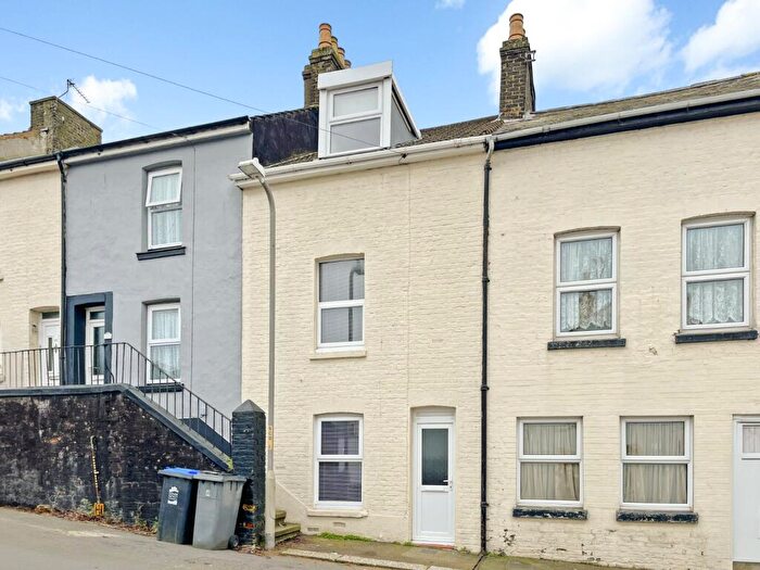 4 Bedroom Terraced House For Sale In South Road, Dover, Kent, CT17