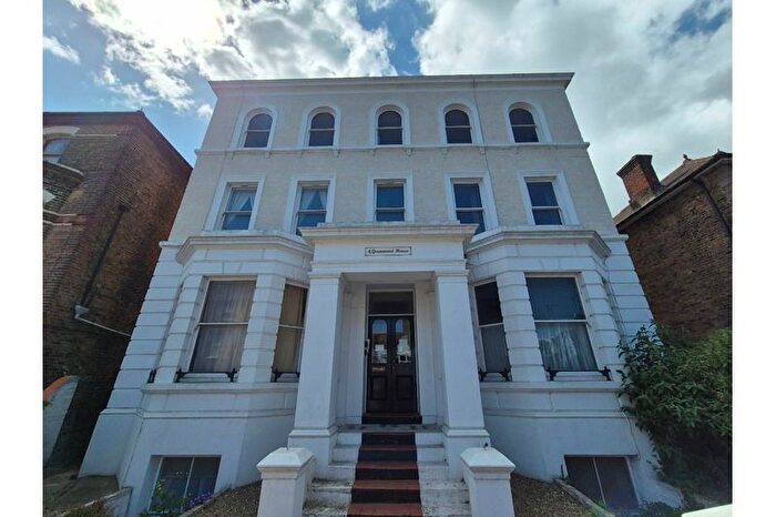 1 Bedroom Flat To Rent In Granville Road, Thanet, Broadstairs, CT10