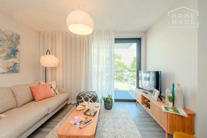 2 Bedroom Apartment To Rent In Alameda, Wembley Park, HA9