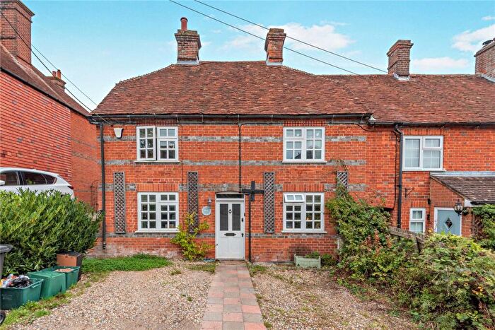 4 Bedroom End Of Terrace House For Sale In Cold Ash Hill, Cold Ash, Thatcham, Berkshire, RG18