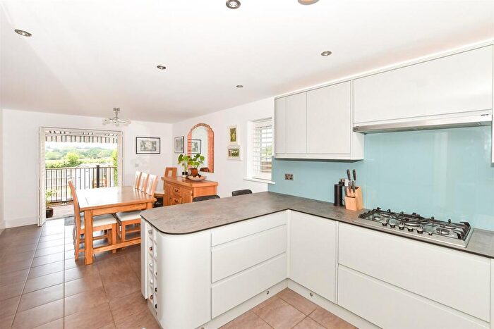 5 Bedroom Detached House For Sale In Linfield Lane, Ashington, West Sussex, RH20