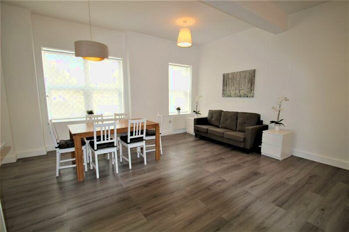 2 Bedroom Apartment To Rent In Kinash House, Woodside Park, Rugby, CV21