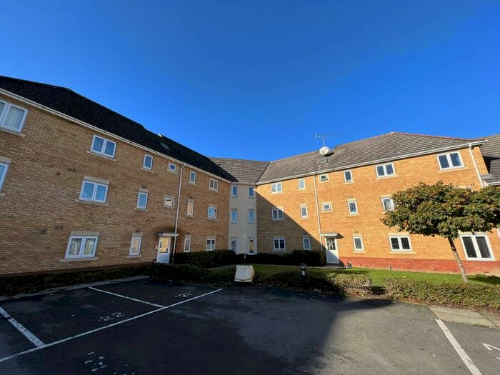 2 Bedroom Flat To Rent In Morgan Close, Luton, LU4