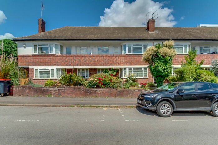 2 Bedroom Flat To Rent In Cyprus Court Cyprus Road, Finchley, N3